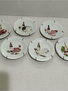 Limoges Philippe Deshoulieres Porcelain Plate Set With Wall Hanging clips